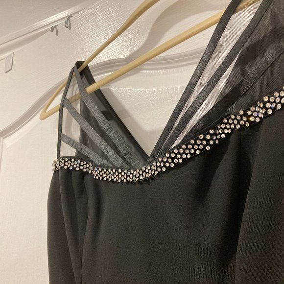 EVAN-PICONE black dress. Size 8 - Picture 6 of 7